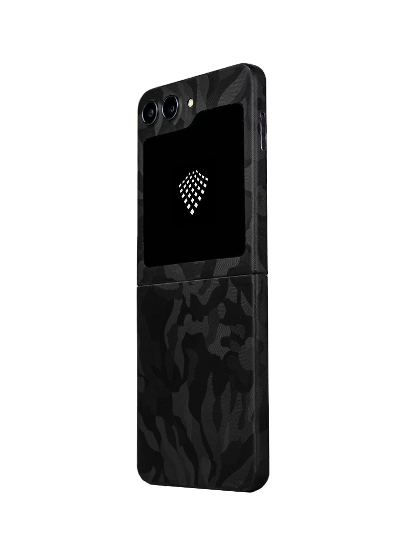 Skin Premium Camuflaje Espectro Negro Galaxy Z Flip 5
